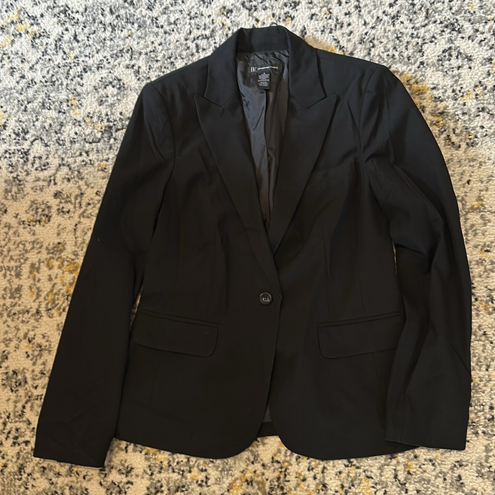 Perfect condition size 4 INC Suit Jacket